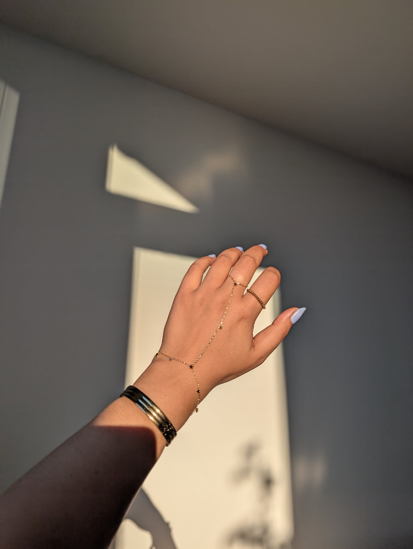 Star hand chain